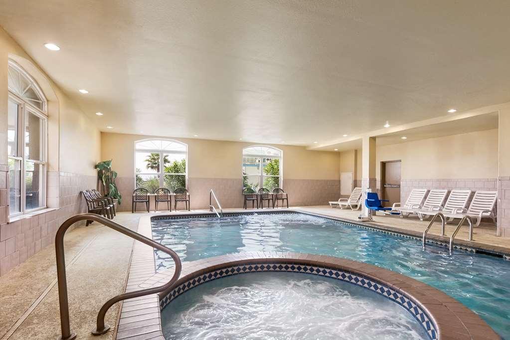 Country & By Radisson, Beach, Tx